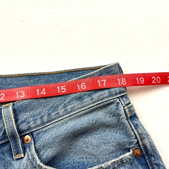 Levis 501 Button Fly Med Wash Distressed Whiskered Straight Leg Jean Size 36/32 - Picture 13 of 15